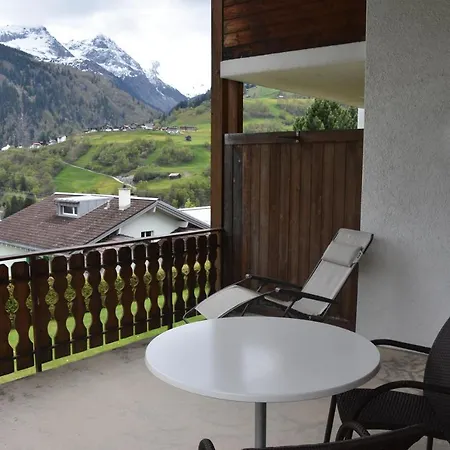 Pazzola Ξενοδοχείο *