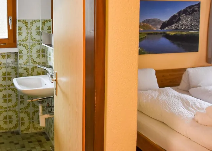 Otel Pazzola Disentis